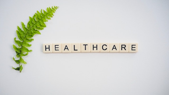 33 US Healthcare Industry Statistics & Facts To Know